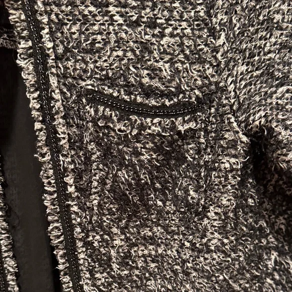 Zara Black and White Textured Cardigan - Picture 3 of 10